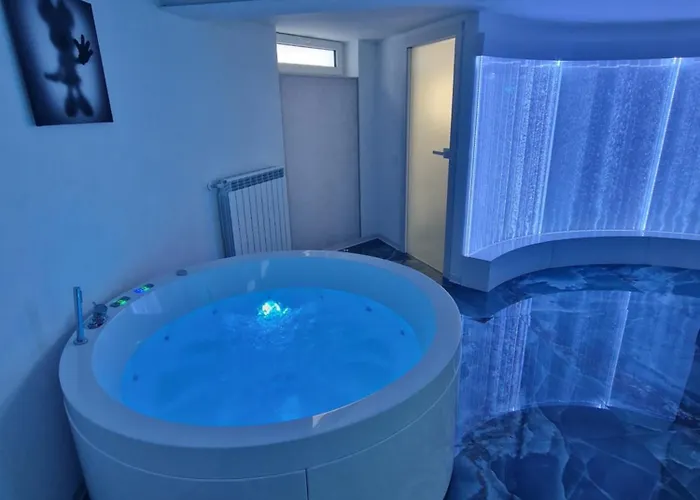 Villa The Igloo Milano