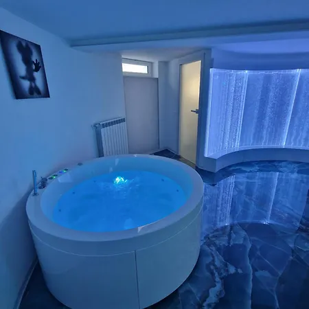 Villa The Igloo Milano